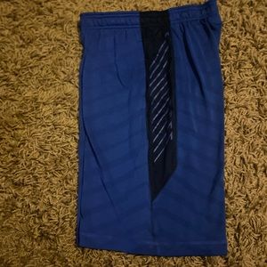 NWOT Under Armor shorts